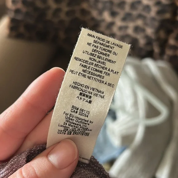 Free People Cowl Neck Shimmering Purple Long Sleeve Blouse size Small - Picture 9 of 14